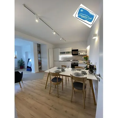 Semesterbostad With 2 Bedrooms