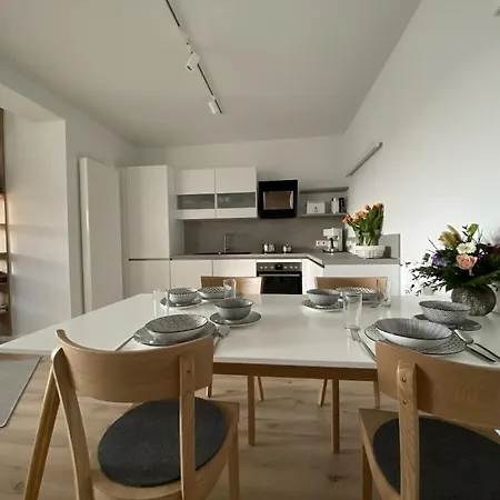 With 2 Bedrooms * Βίντερμπεργκ