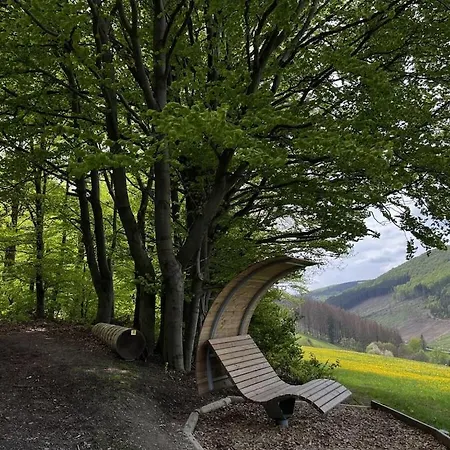 With 2 Bedrooms Semesterbostad *