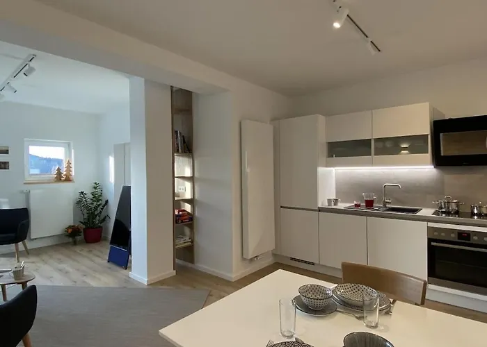 With 2 Bedrooms Casa vacanze