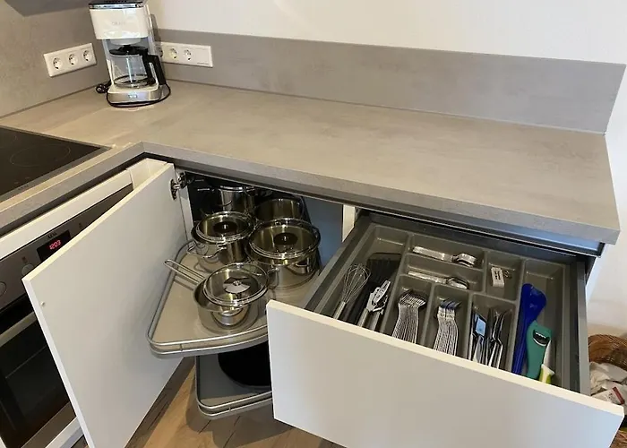 With 2 Bedrooms بيت للعطل *